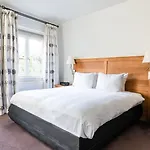 Fletcher Chateau De Raay Hotell 4*