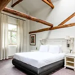 Fletcher Chateau De Raay Hotell