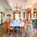 Fletcher Chateau De Raay Hotell
