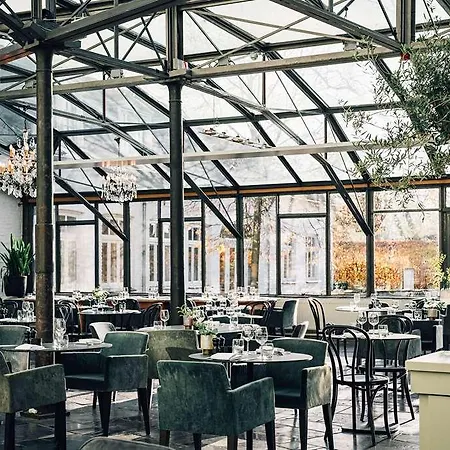 Отель Fletcher Chateau De Raay 4*
