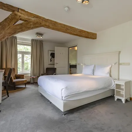 Fletcher Château De Raay 4*