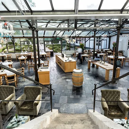 Fletcher Château De Raay 4*