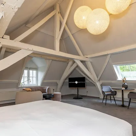 Hotel Pillows Charme Château De Raay Limburg 4*