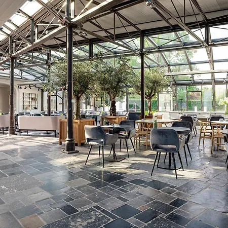 Fletcher Château De Raay 4*