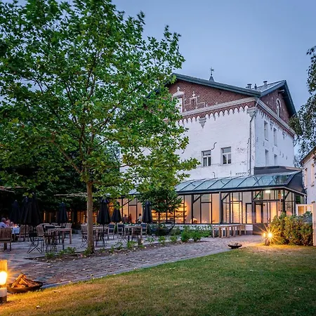 Fletcher Chateau De Raay 4* Барло