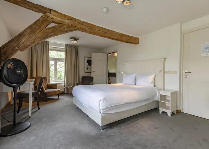 Fletcher Chateau De Raay 4*