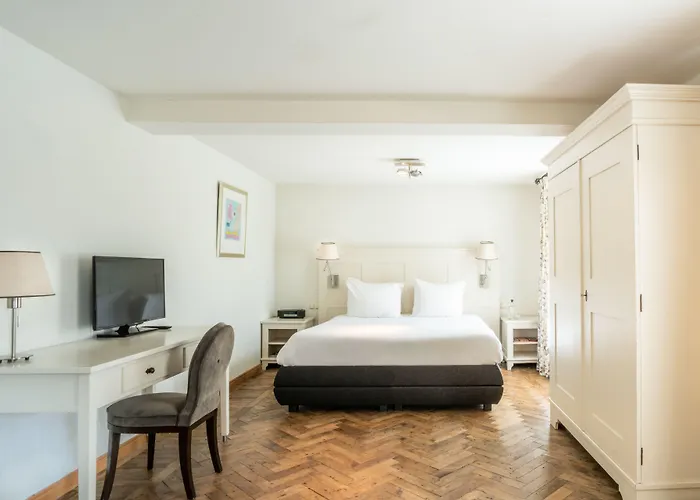 Hotel Fletcher Château De Raay 4*