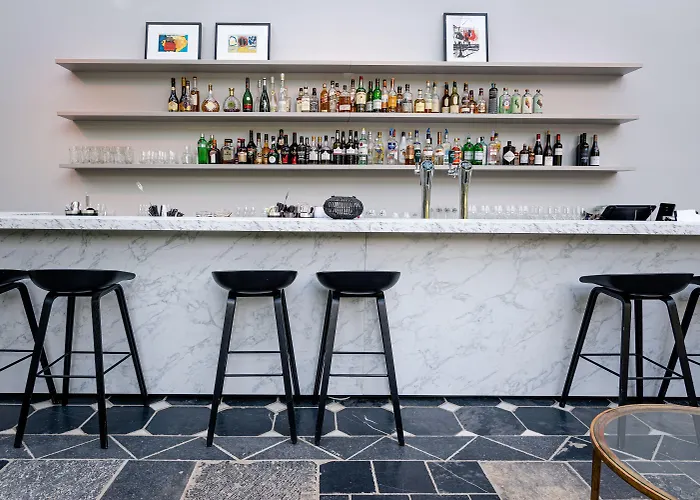 Fletcher Château De Raay