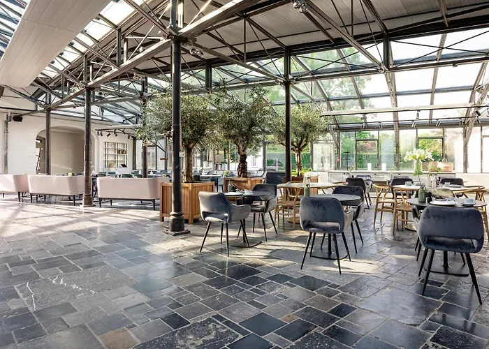 Fletcher Château De Raay 4*