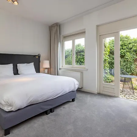 Fletcher Chateau De Raay Hotel