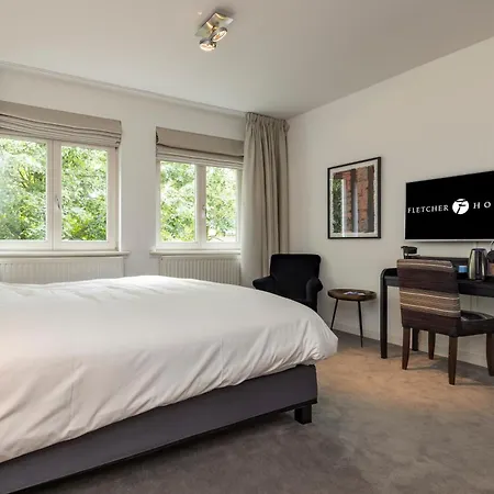 Fletcher Chateau De Raay