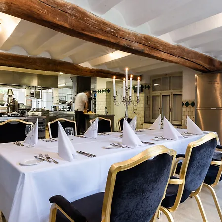 Hotel Fletcher Chateau De Raay 4*